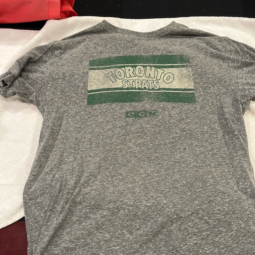 Toronto CCM st pats t shirt small grey